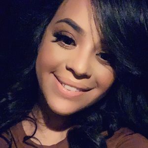 Meet your Posher, Jessenia